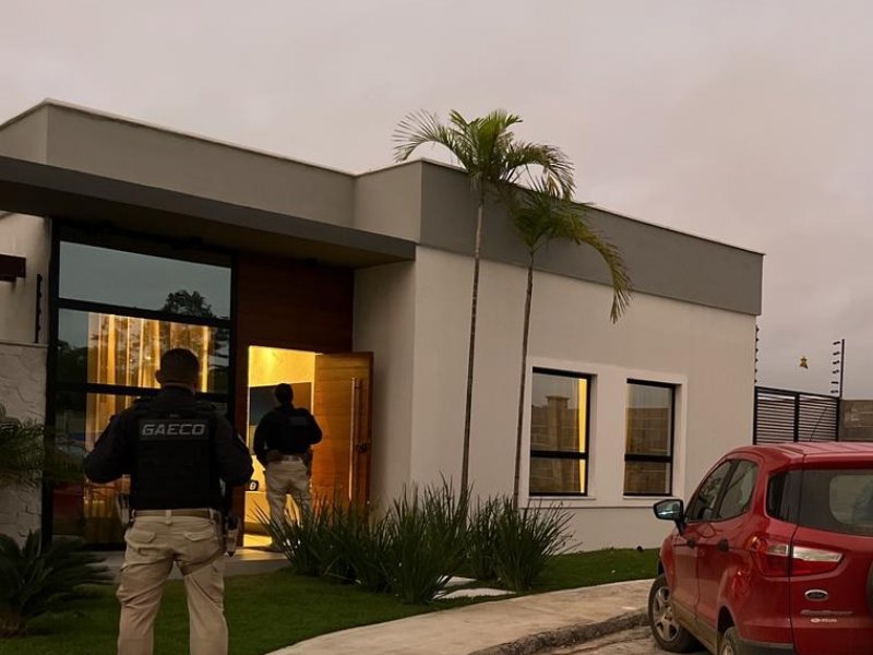 Imagem de Operação prende 9 suspeitos de fraudes na Prefeitura de Euclides da Cunha