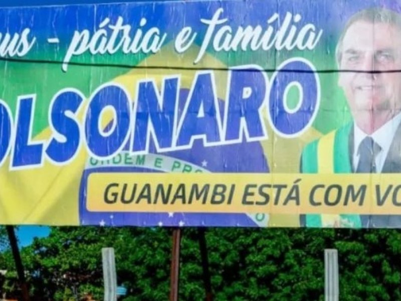 Imagem de Justiça determina retirada de propagandas de Bolsonaro em cidade administrada pelo tio de Ana Coelho
