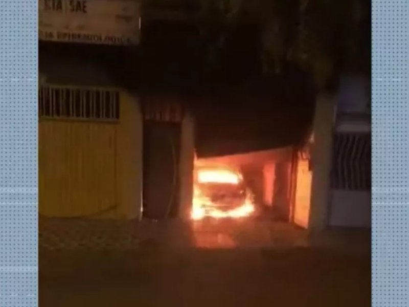 Imagem de Servidor morre após carro pegar fogo dentro de garagem de prefeitura na Chapada Diamantina