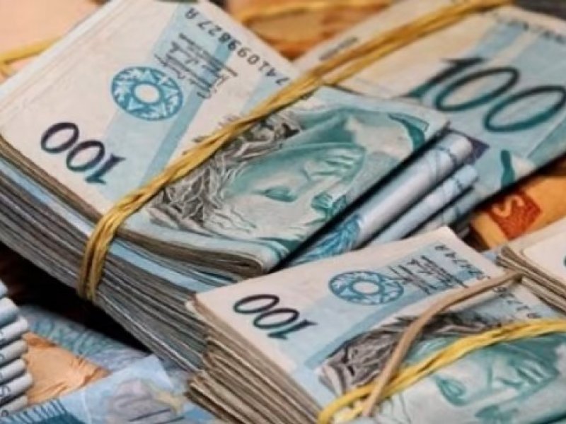 Imagem de Poupança tem retirada líquida recorde de R$ 22,02 bilhões em agosto