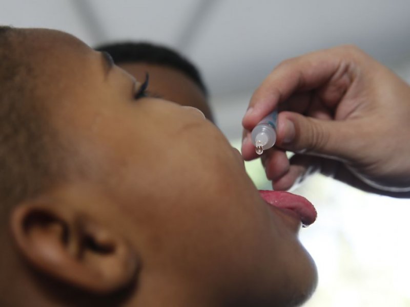 Imagem de Campanha de vacinação contra a pólio termina hoje (30)