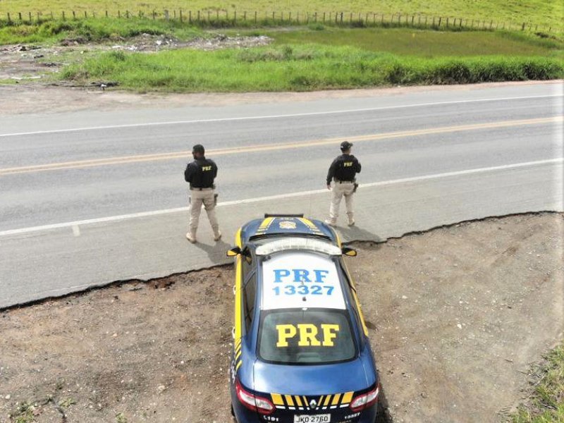 Imagem de Veículo roubado em SP é recuperado pela PRF no interior da Bahia