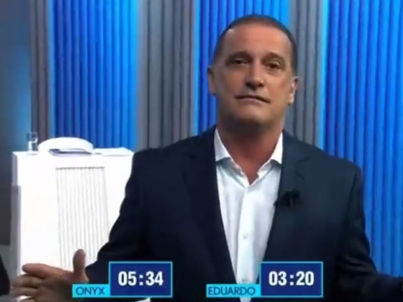 Imagem de Ex-ministro de Bolsonaro mente em debate no RS: "Melhor vacina que existe é pegar a doença"