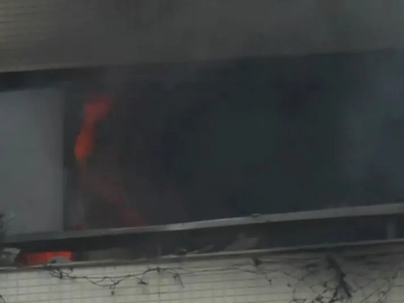 Imagem de Apartamento é atingido por incêndio no bairro do Horto Florestal