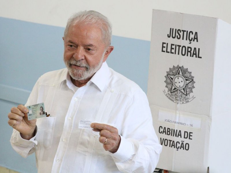 Imagem de Líderes internacionais cumprimentam Lula pela vitória na eleição