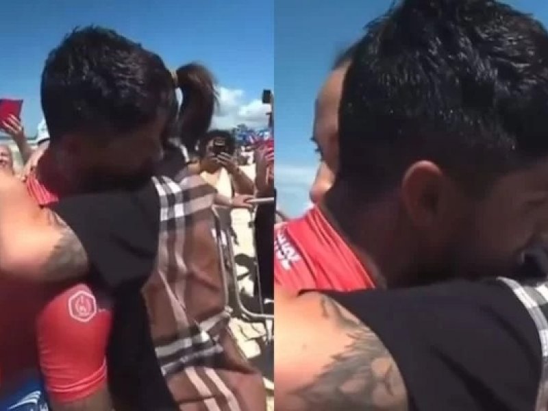 Imagem de Após briga pública, Medina recebe abraço da mãe em competição
