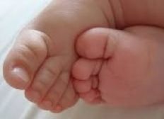 Imagem de Bebê tem pênis cortado após médicos confundirem membro com cordão umbilical