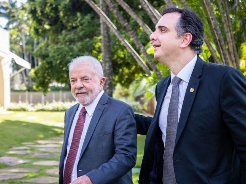 Imagem de Lula tem encontro com Pacheco e recebe garantia de agilidade para viabilizar "recursos"