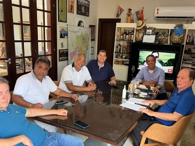 Imagem de Vereadores do PP se reúnem com Leão e têm expectativa de vaga em secretariado de Bruno Reis