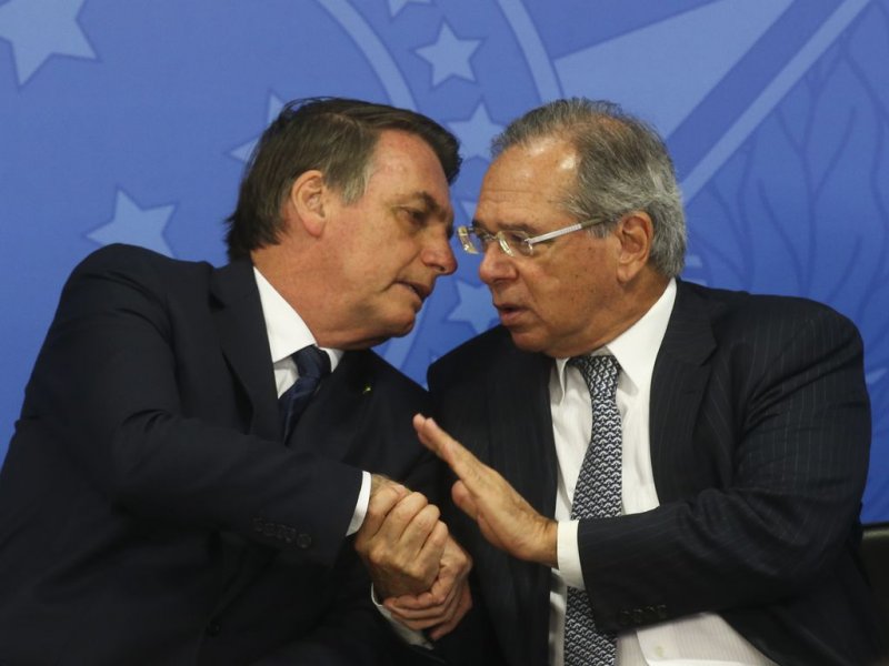 Imagem de Bolsonaro furou teto de gastos em quase R$ 800 bilhões nos últimos quatro anos