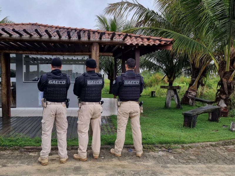 Imagem de Operação combate organização que atua na liberação ilegal de licenças em Porto Seguro 