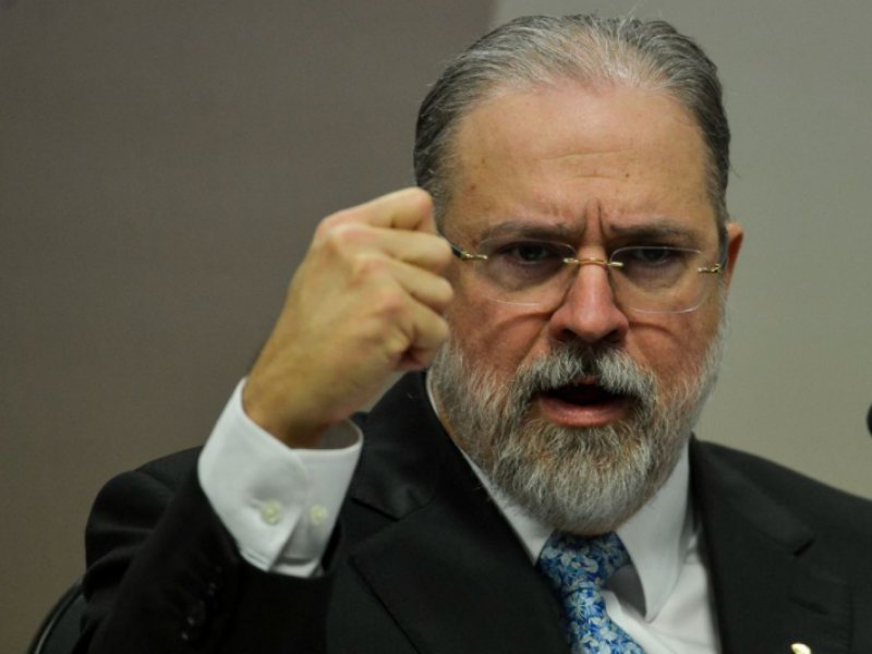 Imagem de Aras convoca reunião para discutir providências a atos golpistas pró-Bolsonaro