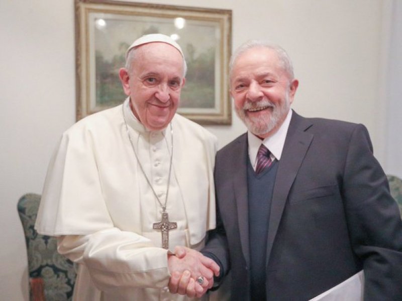 Imagem de Lula parabeniza papa Francisco pelo aniversário de 86 anos: "Exemplo de vida"