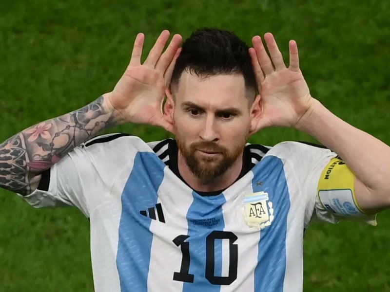 Imagem de Messi supera Pelé e marca 13 gols em Copas do Mundo