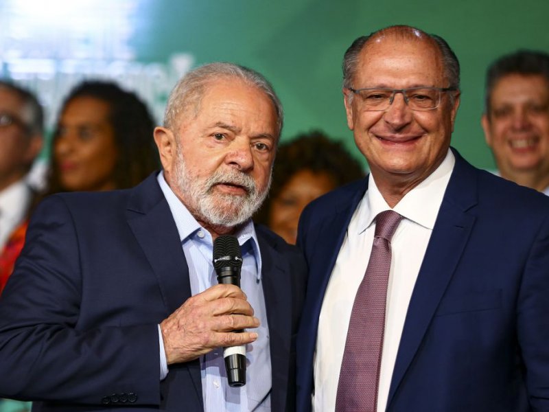 Imagem de Lula e Alckmin tomam posse hoje; entenda o rito