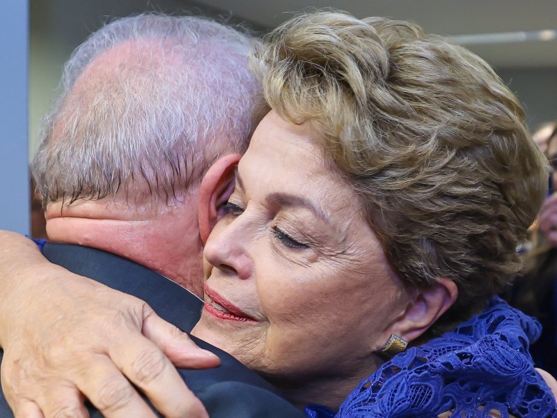 Imagem de Dilma celebra volta ao Planalto: ‘É um momento forte para mim'