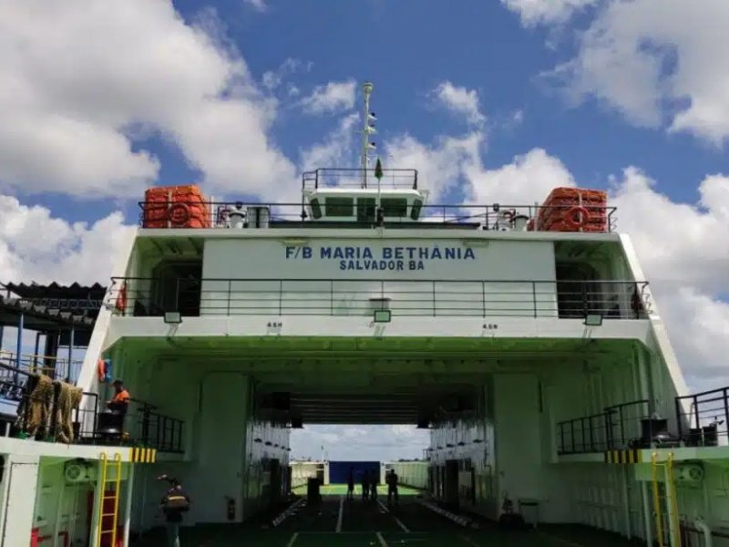 Imagem de Procon notifica Internacional Travessias e apura batida entre ferries na Ilha de Itaparica