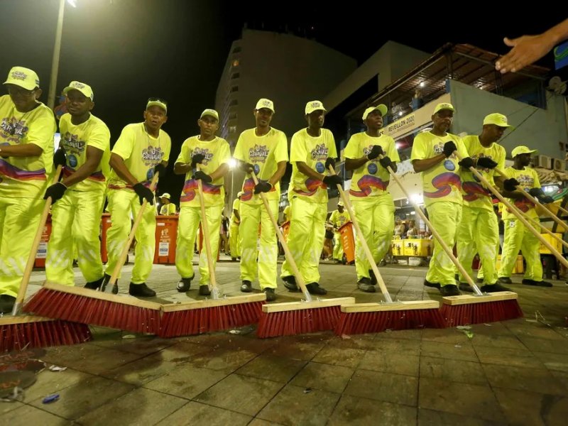 Imagem de Limpurb monta megaoperação de limpeza para Carnaval de Salvador 2023