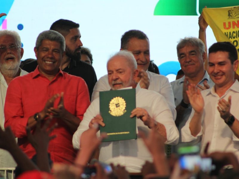 Imagem de "É possível reconstruir o país", diz Lula sobre simbolismo da retomada do Minha Casa Minha Vida