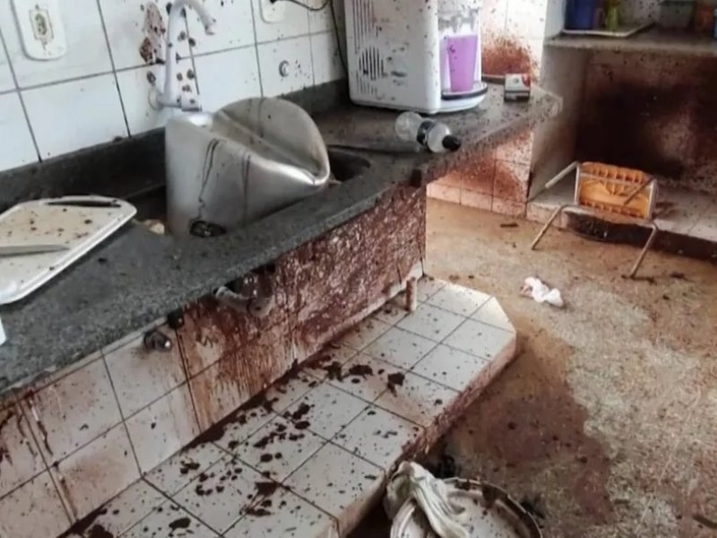 Imagem de Cozinheiras ficam feridas após explosão de panela de pressão em creche no oeste da Bahia