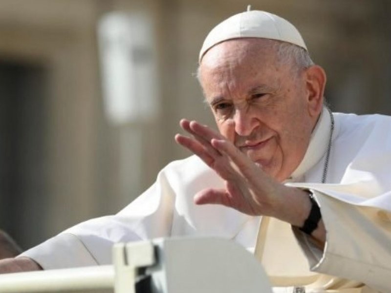 Imagem de Celibato sacerdotal pode ser revisto, diz papa Francisco
