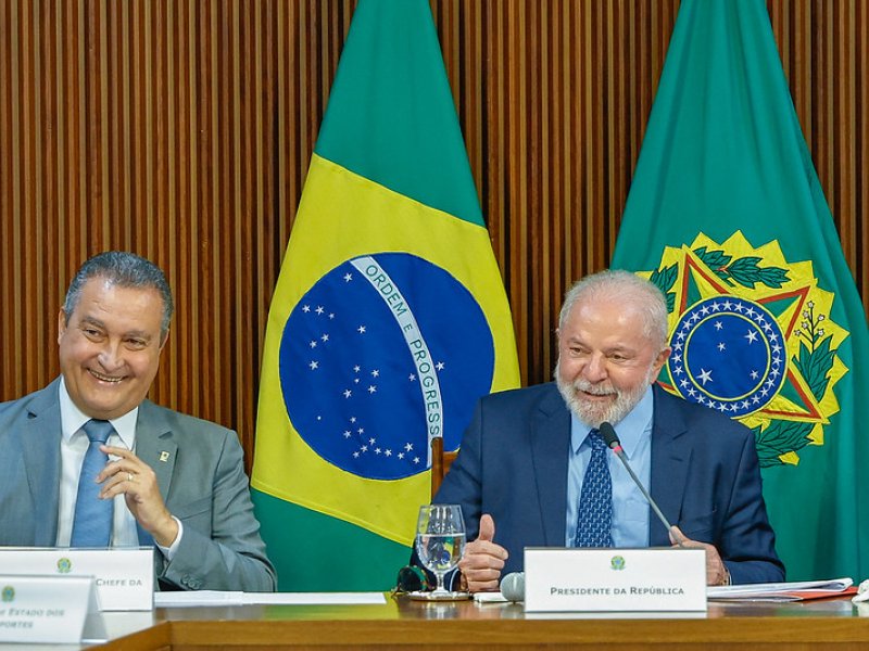 Imagem de Após "Dilma de calças", Lula diz que anúncios ministeriais precisam  passar por Rui Costa
