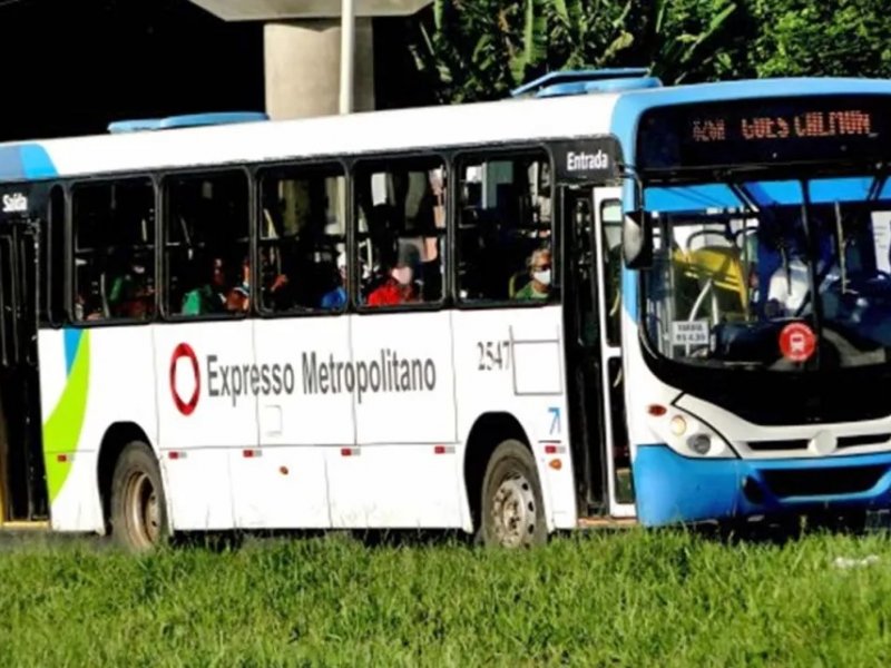 Imagem de Ônibus metropolitanos vão paralisar na próxima terça-feira