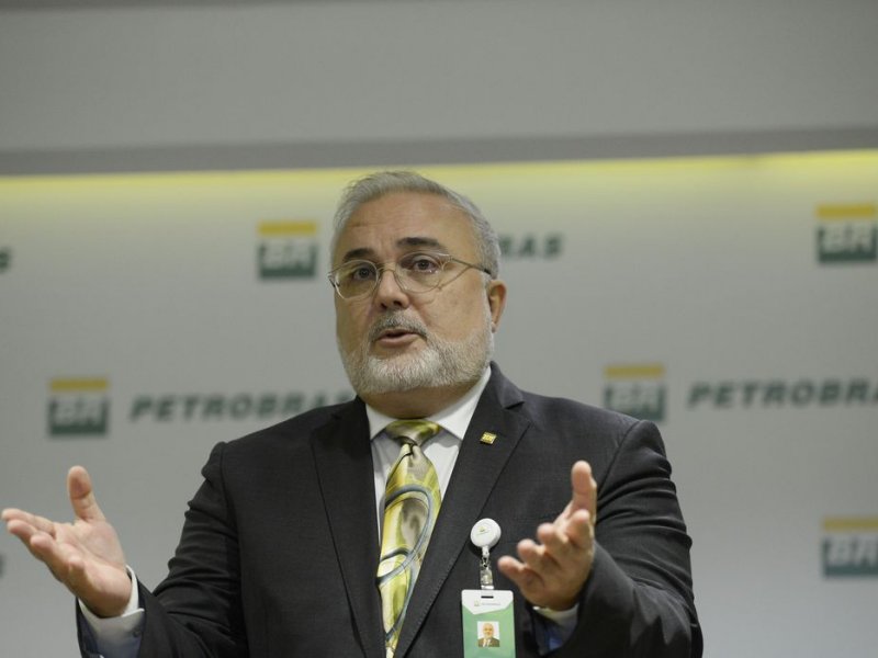 Imagem de Presidente da Petrobras diz que pode reduzir preço da gasolina
