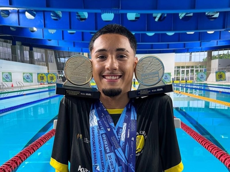 Imagem de Promessa da natação paralímpica quer seguir legado de Daniel Dias