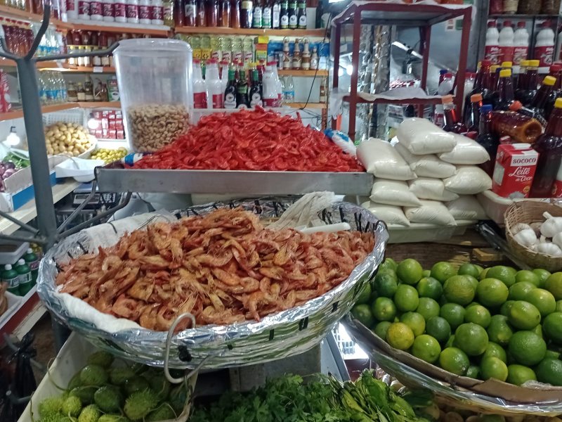 Imagem de Comerciantes do Mercado do Peixe apostam na manutenção dos preços para a Semana Santa 