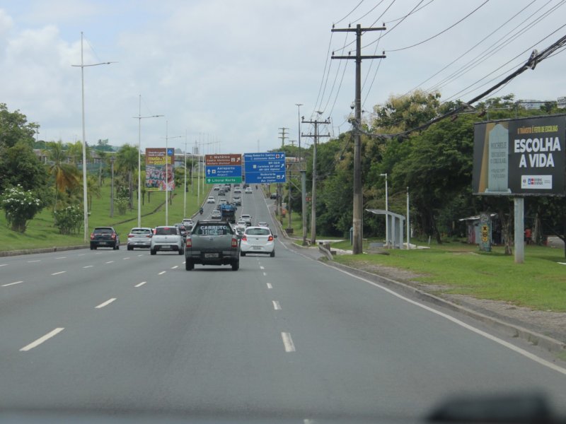 Imagem de Feriadão: Veja como está trânsito nas principais vias de saída de Salvador