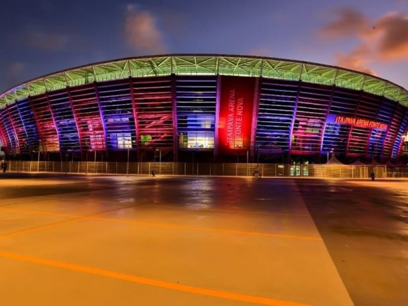 Imagem de Há 10 anos, Arena Fonte Nova era inaugurada com goleada do Vitória sobre o Bahia