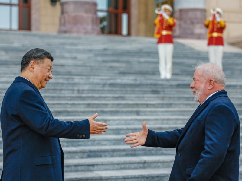 Imagem de Lula manda indireta após reunião com presidente da China: "Ninguém vai proibir"