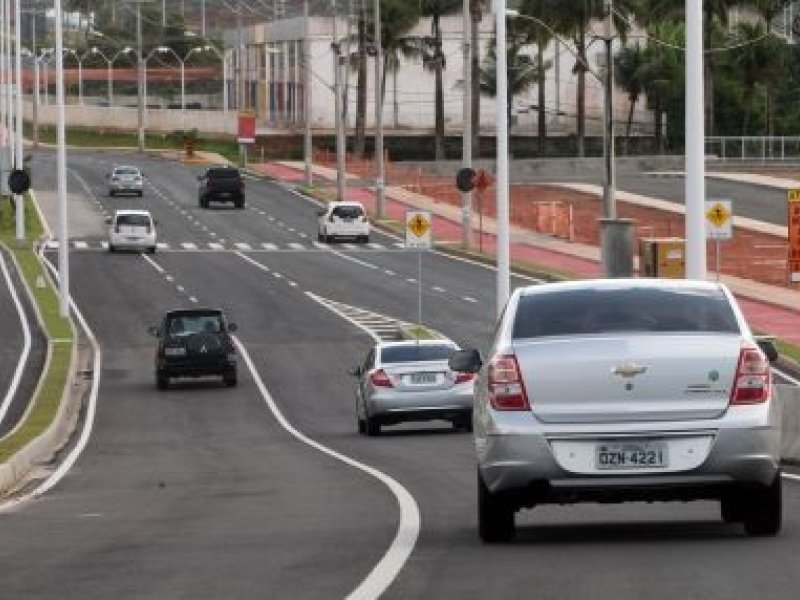 Imagem de Redução no limite de velocidade na Orlando Gomes e Pinto de Aguiar passa a valer neste sábado