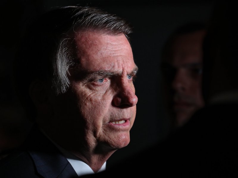 Imagem de Bolsonaro não se renderá e tentará reverter inelegibilidade no TSE em 2026, dizem aliados