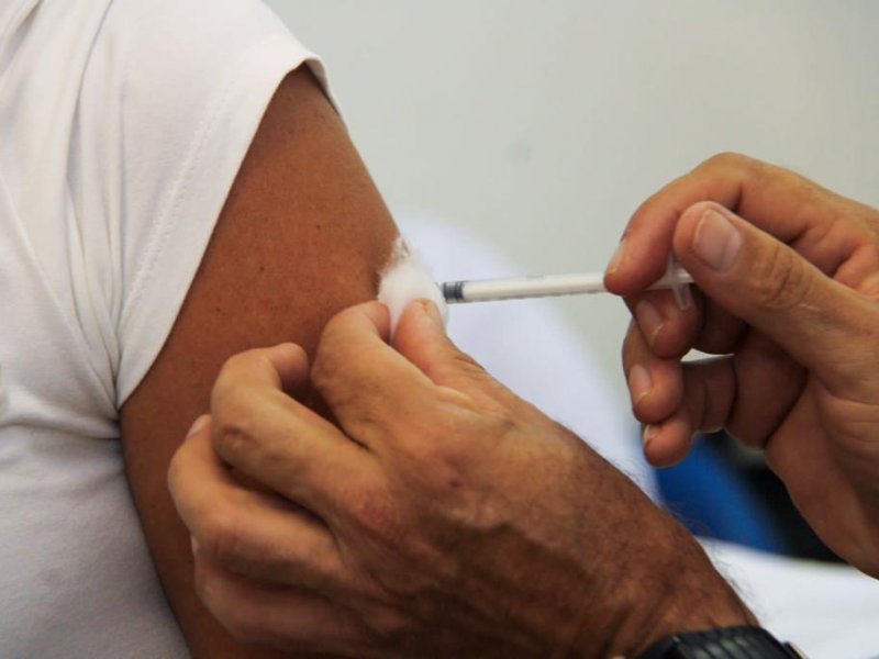 Imagem de Mais de 21 mil doses foram aplicadas no Dia D da Vacinação deste sábado (15)