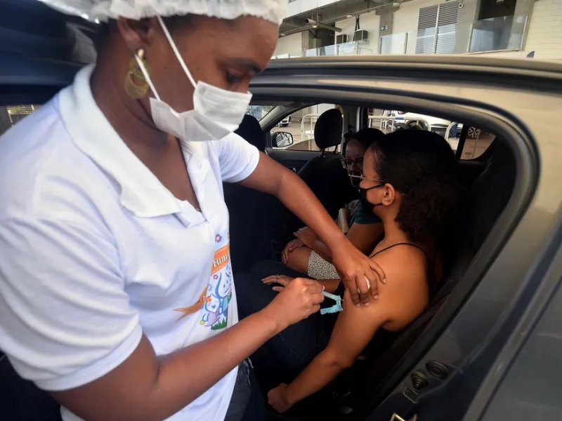 Imagem de Salvador terá Dia D de vacinação contra gripe e Covid-19 neste sábado; confira postos 