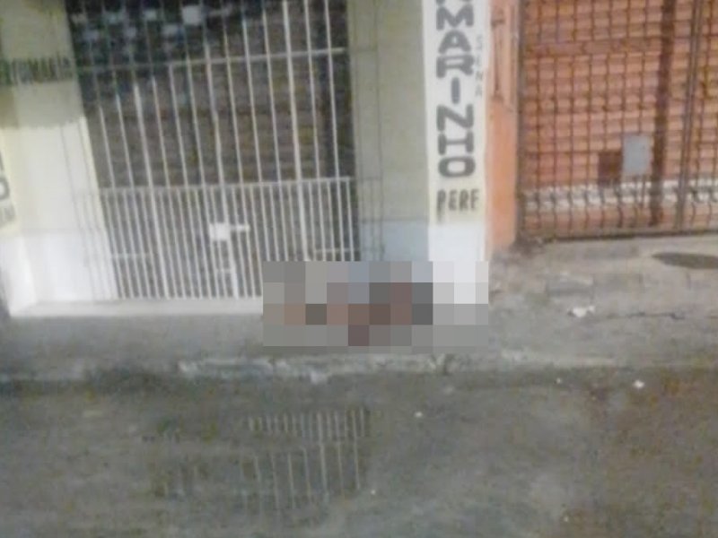 Imagem de Dois homens são mortos e casal de evangélicos é baleado no bairro de Itapuã