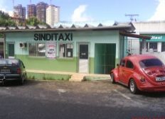 Imagem de Taxistas protestam contra a prefeitura de Salvador