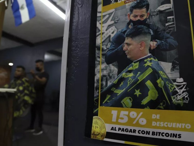 Imagem de Alegando ser 'tendência', vereador propõe uso de criptomoedas para pagamento de taxas como Zona Azul e Salvador Card