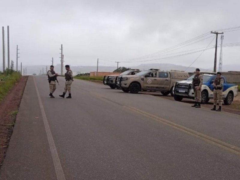 Imagem de Homens são presos em região da Chapada Diamantina após fazer três pessoas reféns; confira