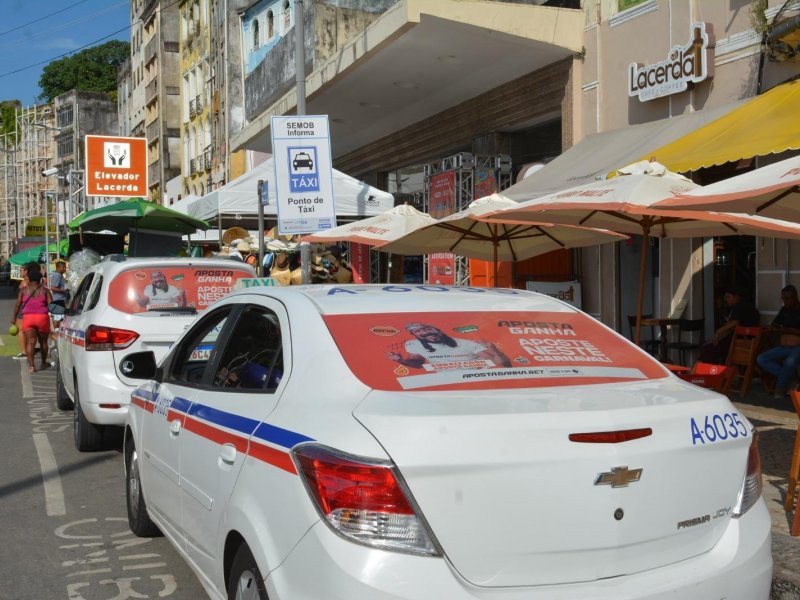 Imagem de Vistoria de renovação de alvará de taxista começa em Salvador