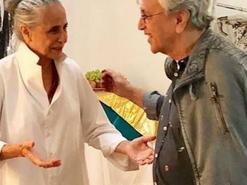 Imagem de Caetano Veloso homenageia Maria Bethânia pelos 77 anos