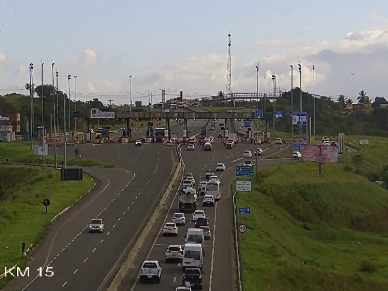 Imagem de São João: Fluxo de veículos é intenso sentido interior do estado na manhã desta sexta (23); veja balanço