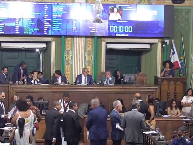 Imagem de Câmara de Salvador aprova LDO em unanimidade; vereadora observa renúncia