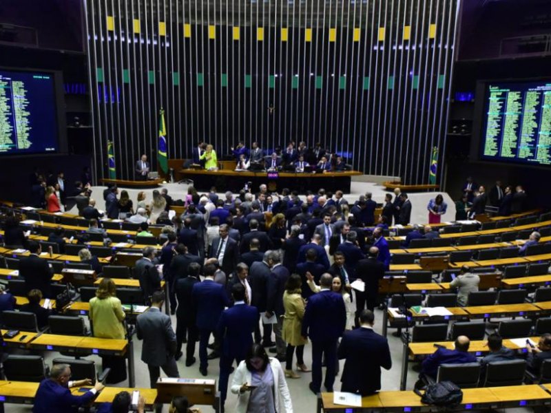 Imagem de Reforma Tributária: Saiba como votou a bancada baiana na Câmara dos Deputados