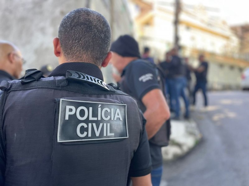 Imagem de Polícia Civil da Bahia prende em flagrante quatro suspeitos de estelionato em Serrinha