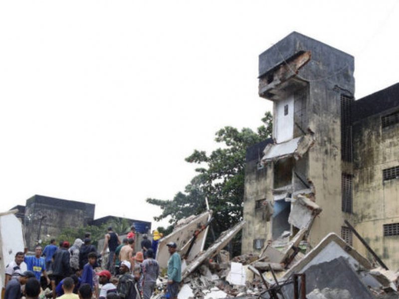 Imagem de Desabamento de prédio deixa 11 pessoas mortas em Pernambuco