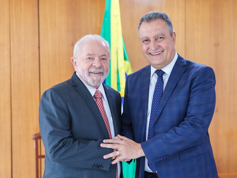 Imagem de Lula comenta possibilidade de Rui Costa assumir a presidência da Petrobras em meio a pressão do Centrão