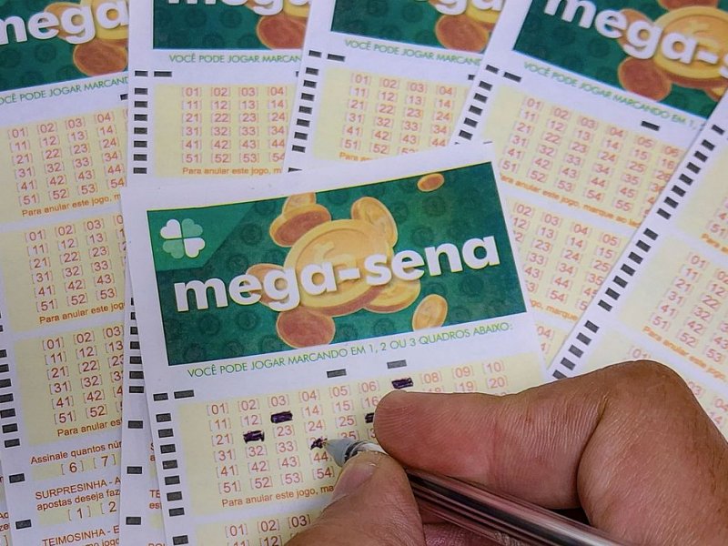 Imagem de Ninguém acerta seis dezenas da Mega-Sena e prêmio vai a R$ 75 milhões